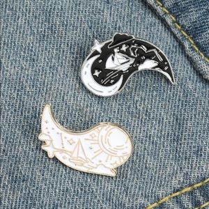 Yin &  yang design brooch